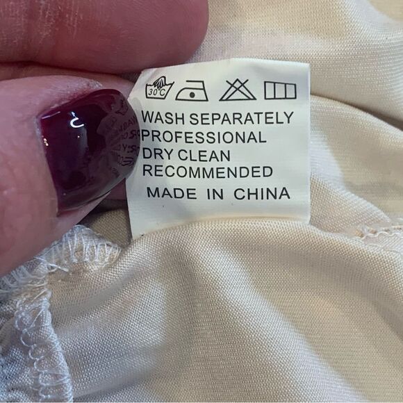 Chloefairy  Summer Ruched Mini Dress Ruffle Tunnel Spaghetti Straps Size Medium - Picture 9 of 11